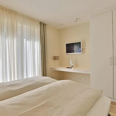 Stern Stern 02 Apartamento *